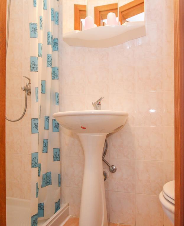 Apartments Sonja Ровин Екстериор снимка